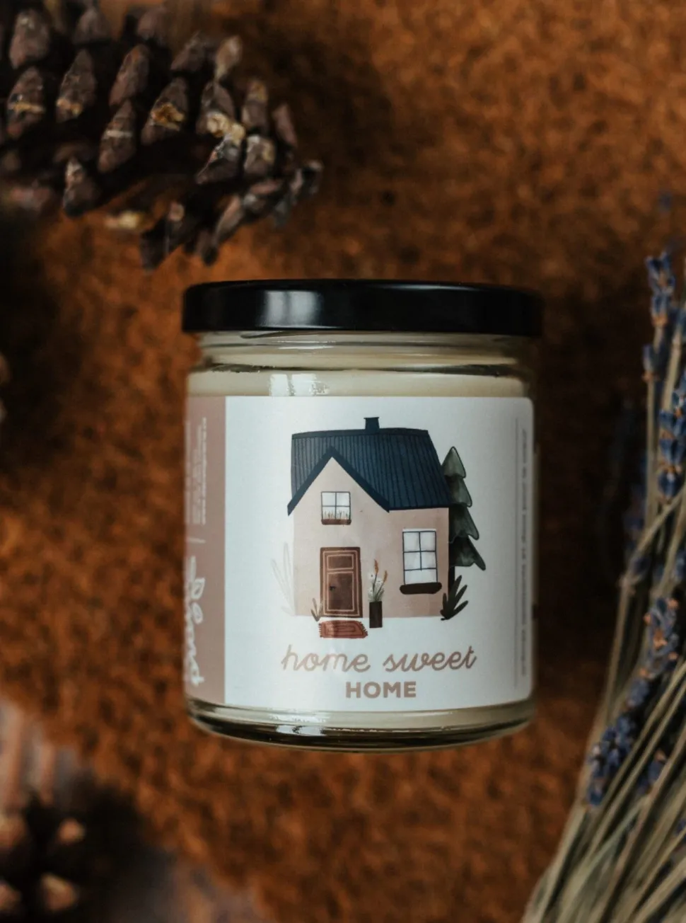 Candles + Mists + Incense | Candles + Room Mists^DANS LA PRAIRIE Home Sweet Home Candle - 220 ml