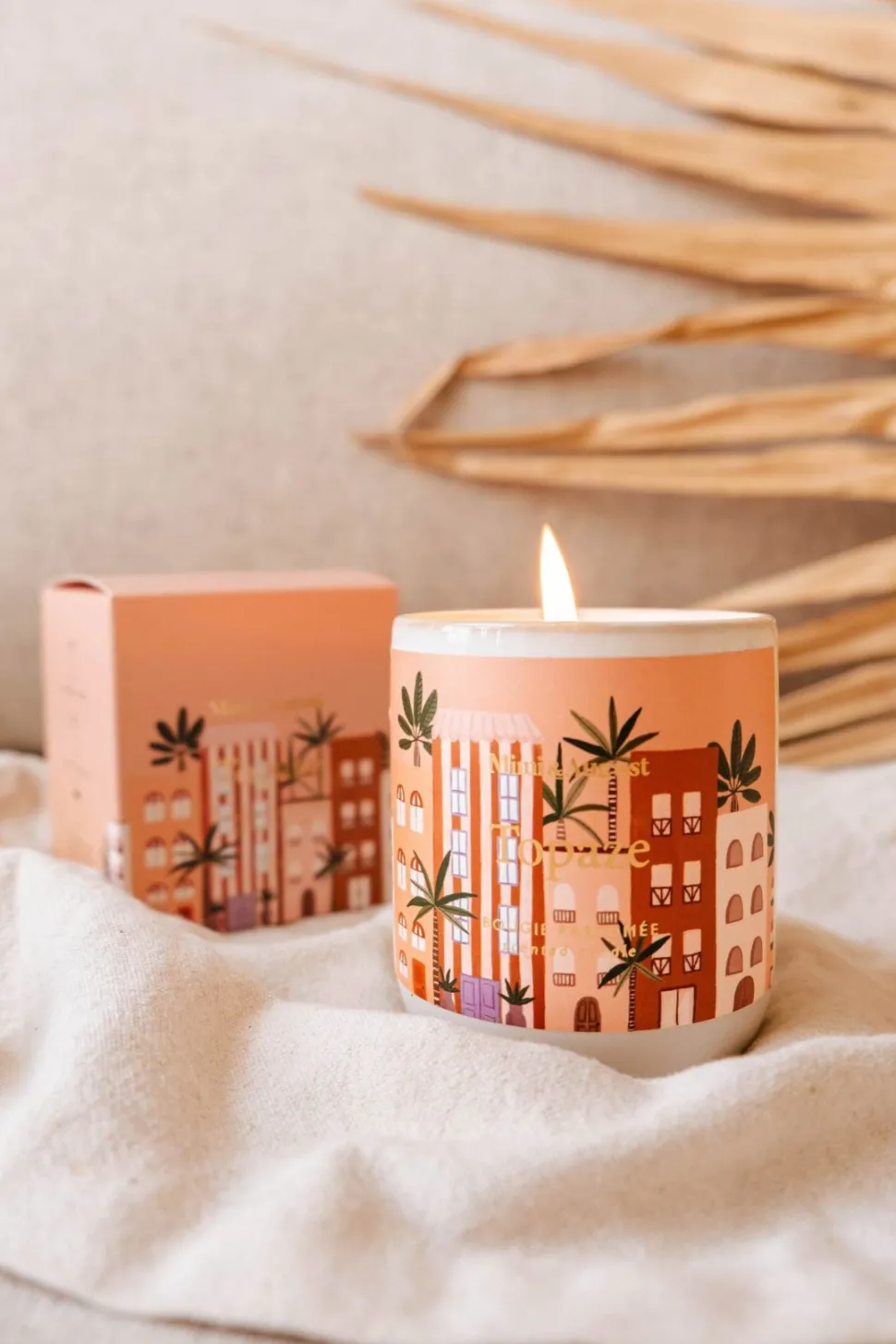 Candles + Mists + Incense | Candles + Room Mists^MIMI & AUGUST Topaz Candle - 8 Oz