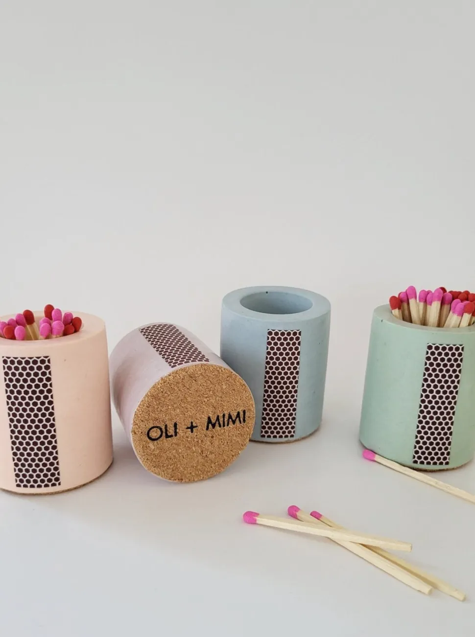 Candles + Mists + Incense | Candles + Room Mists^OLI+MIMI Pastel Match Pot