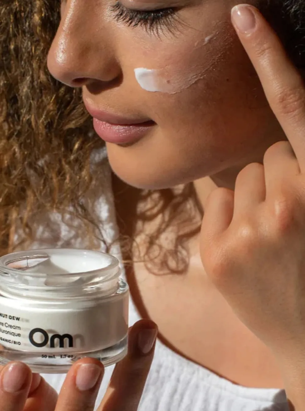 Face + Hair^OM ORGANICS Hyaluronic Moisturizing Cream - Coconut